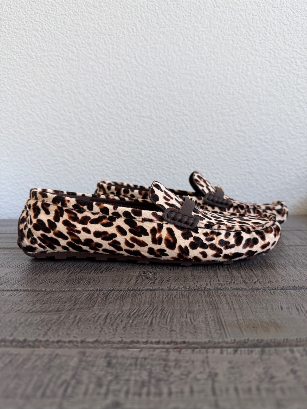 kate spade new york Women's Flower Stud Round Toe Moccasin Loafers NWOB